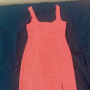 A pink and white pattern dress